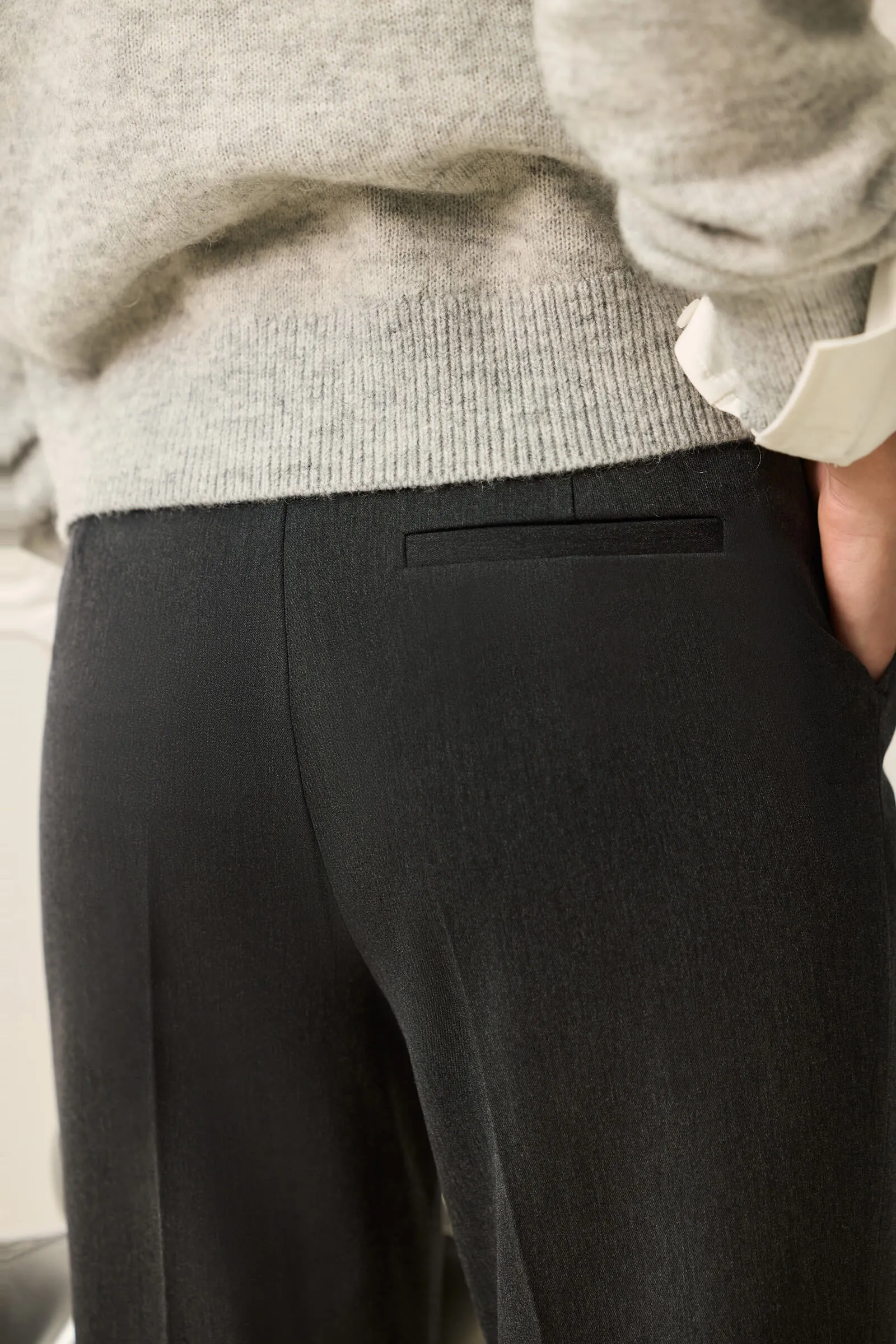 LILY Fleece-Lined High-Waist Black Straight Pants