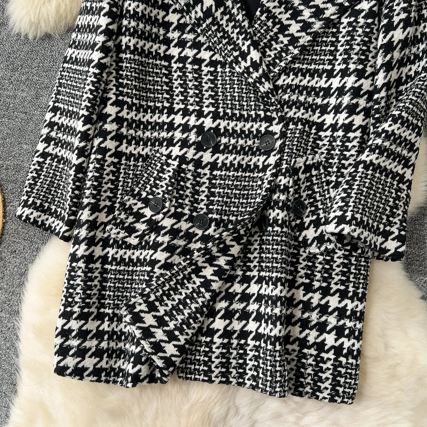 Thermal Houndstooth Printed Tweed Coat